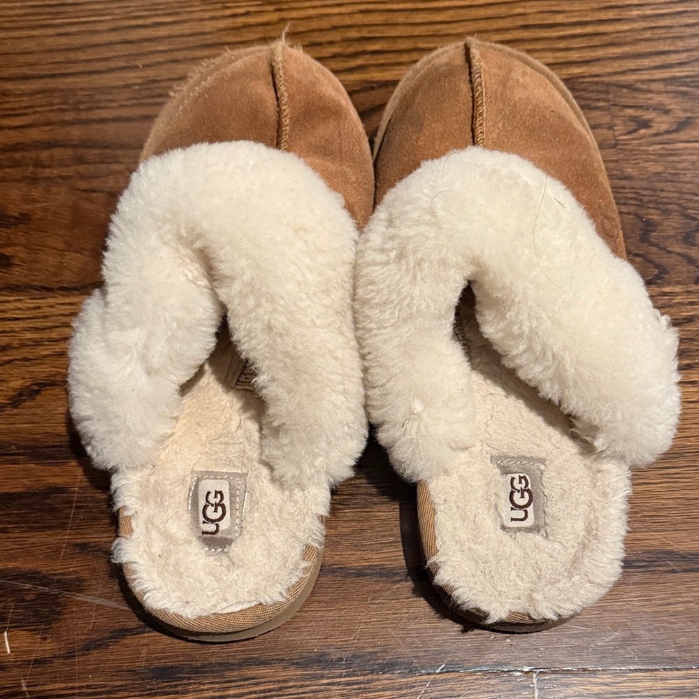 UGG Girls Cozy Tan and Cream Slippers